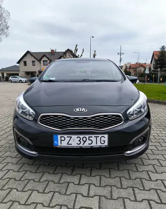 wielkopolskie Kia Ceed cena 48900 przebieg: 87000, rok produkcji 2017 z Łomża